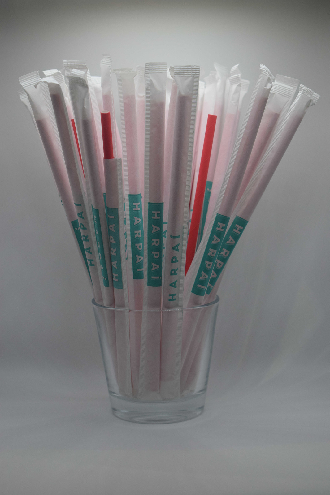 PAIE DE BĂUT DIN HÂRTIE, AMBALATE INDIVIDUAL – ROȘU – SET 200 BUCĂȚI (197X6MM) 3