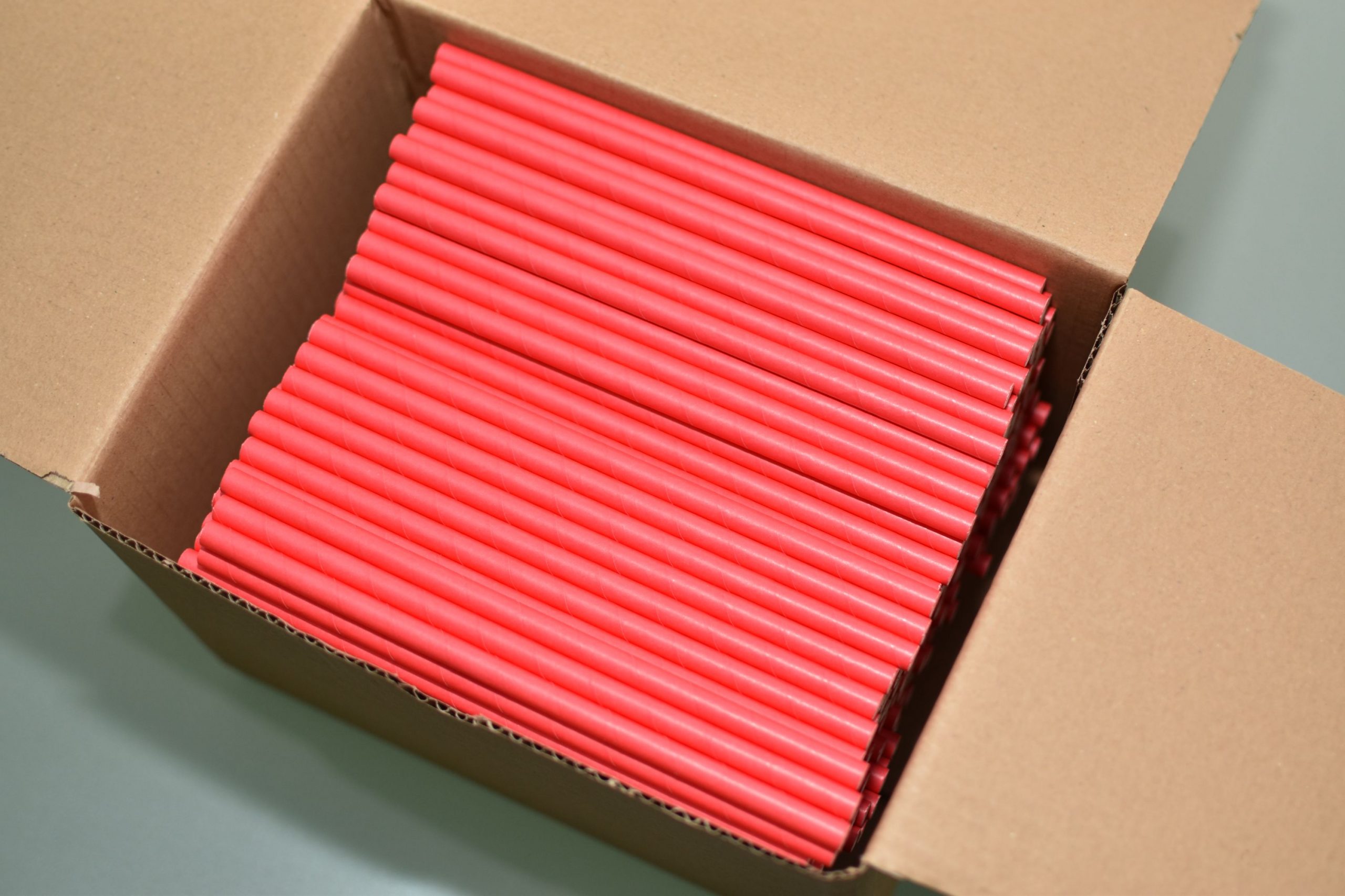 PAIE DE BĂUT DIN HÂRTIE, ROȘU (197X8MM) – SET 400 BUCĂȚI 4